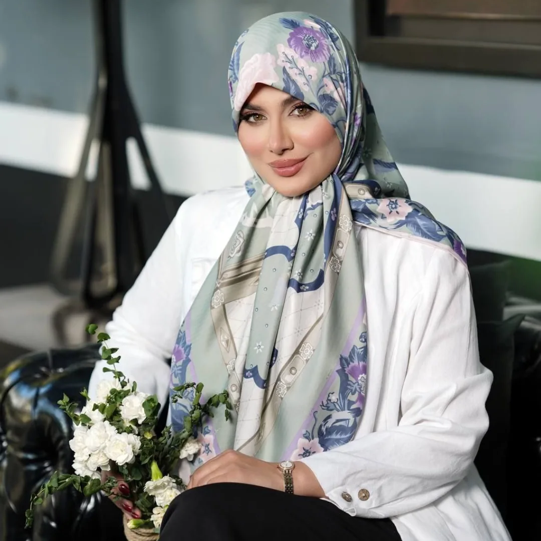 روسری ابریشم ژاکارد G O L D S C A R F 1 1 0