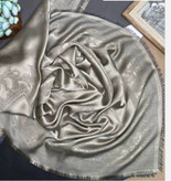 روسری ژاکارد لمه دار چهار فصل دور ریش طرح اسلیمی سلطنتی
