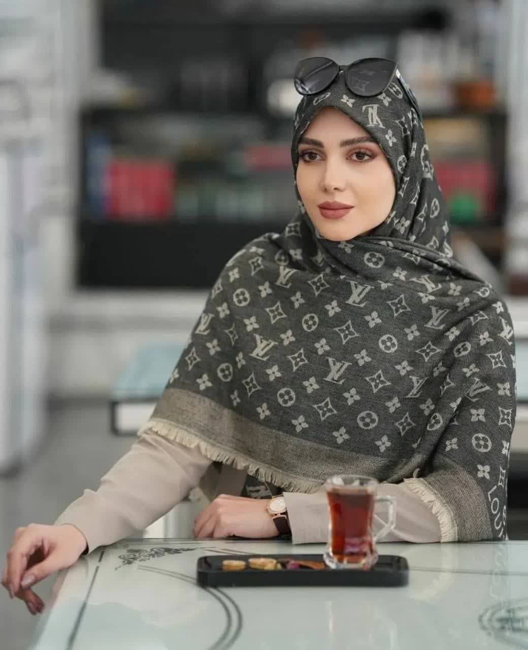 روسری نخی کشمیر دور حاشیه لمه دار