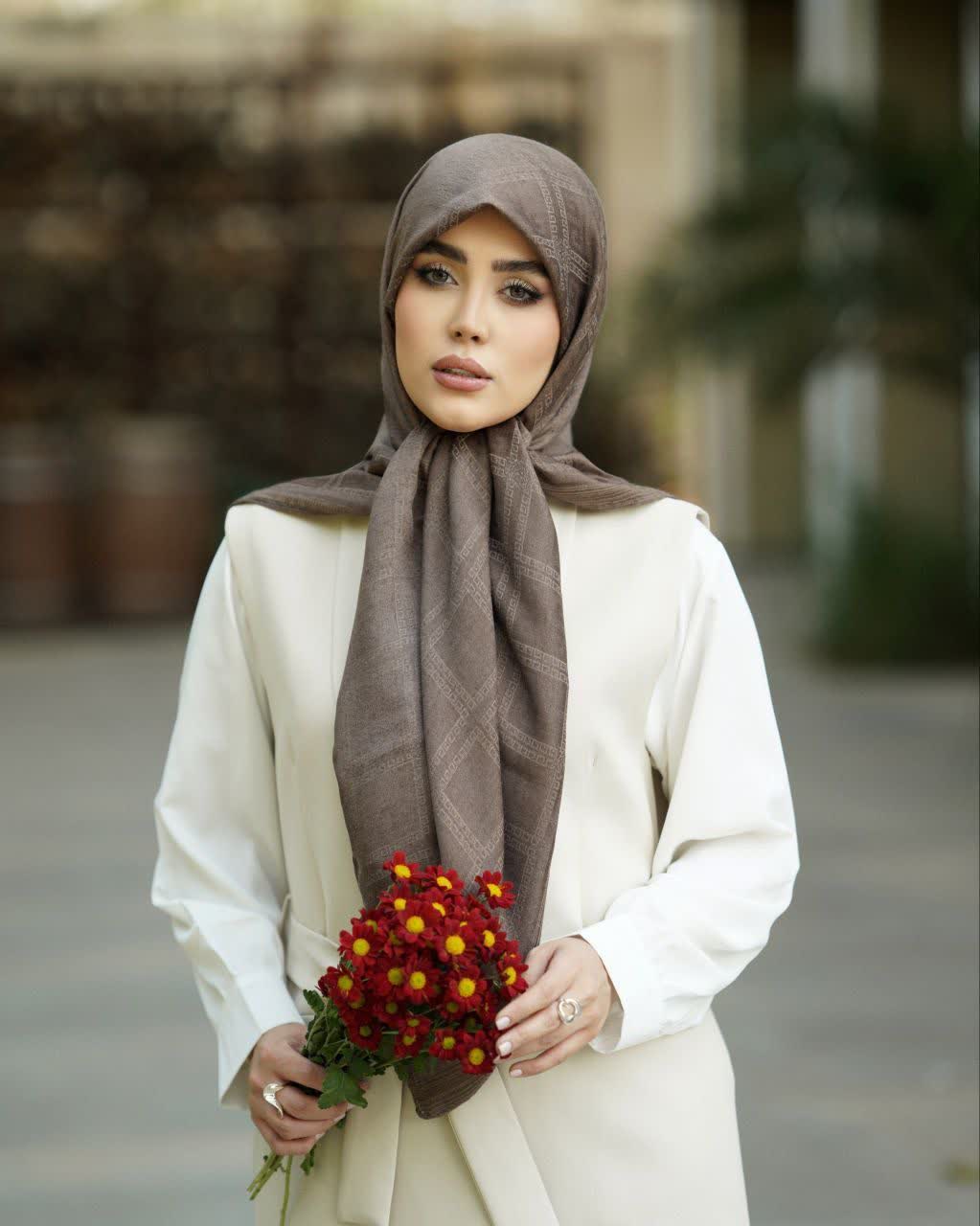 روسری نخ ژاکارد موکا