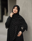 روسری نخی درختی فول نگین نقره ای طرح لوزی
