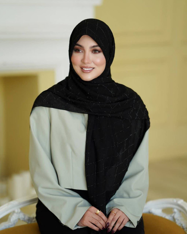 روسری نخی درختی فول نگین مشکی طرح لوزی